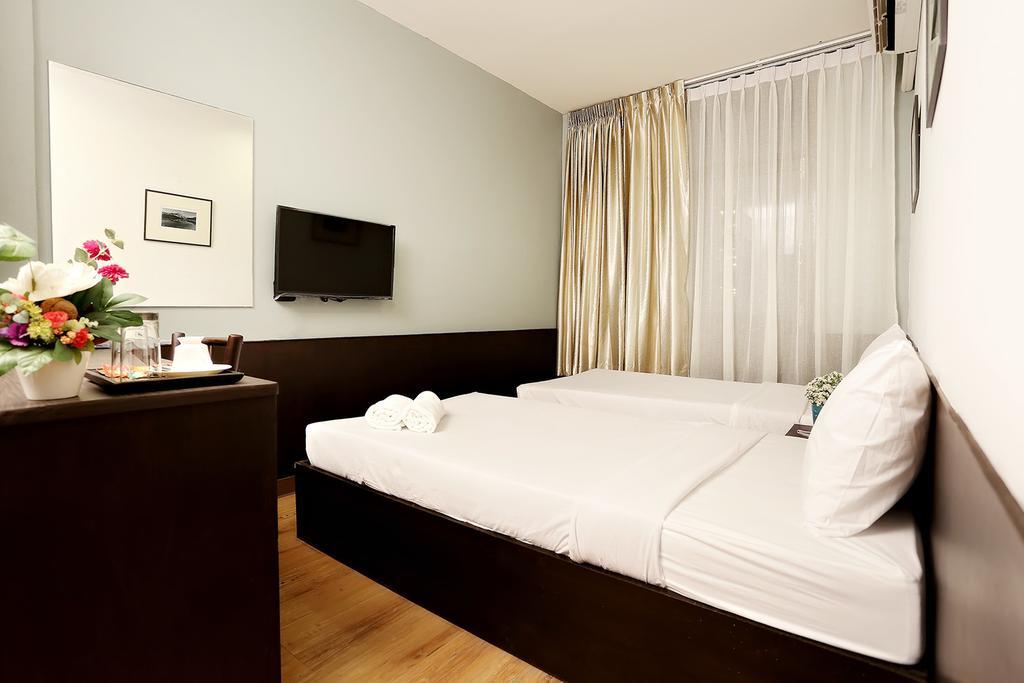 Baan Namtarn Guest House Бангкок Номер фото