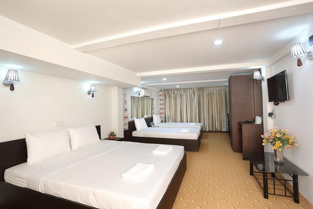 Baan Namtarn Guest House Бангкок Номер фото